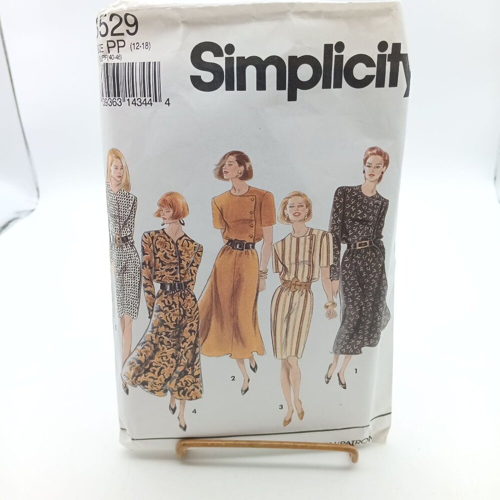 Simplicity 8529 Misses Vintage Sewing Pattern Size 12-18 Petite Dress with Slim